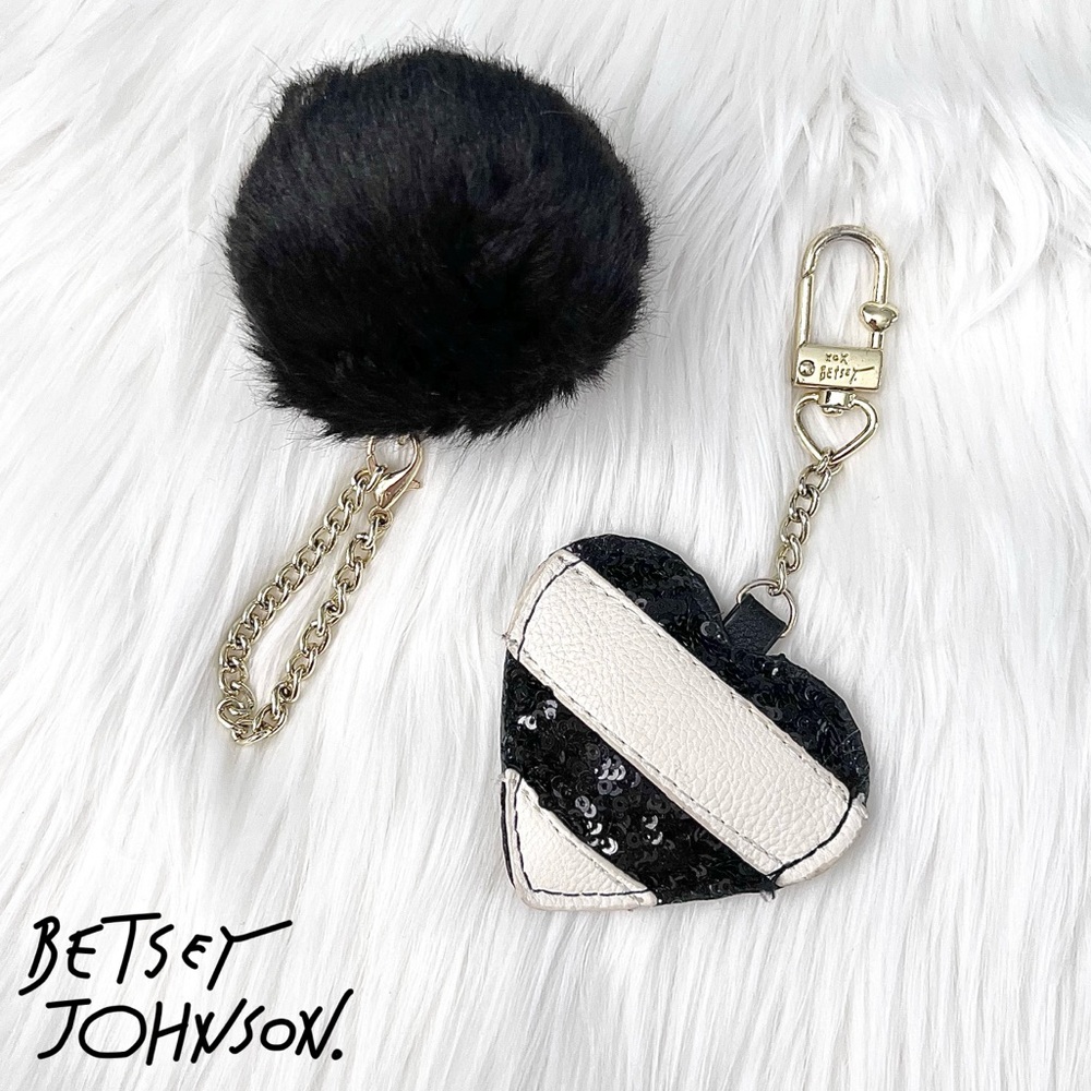 Betsey Johnson Keychains - Picture 2 of 4
